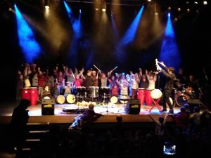 spectacle interactif les tambours d'Akatu